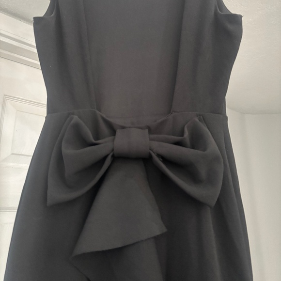 Gorgeous backless long dress with bow at back waist cascading to floor - Picture 2 of 5